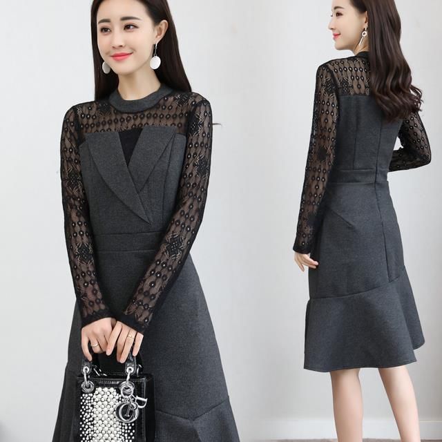 太美了，40岁女人穿出了不一样的气质，精致秋风连衣裙，真美