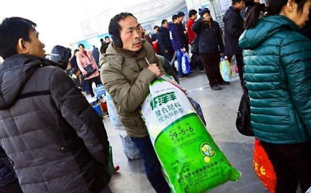 未来十年，农民工将经历“返乡潮”，有两类工人会被淘汰