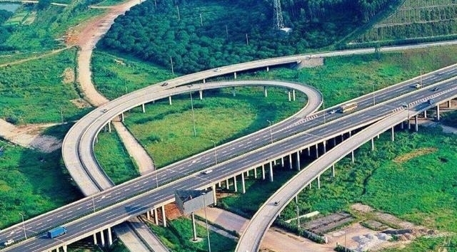  【样一来】为什么汽车在年审的时候，不直接给每个车主发ETC卡？