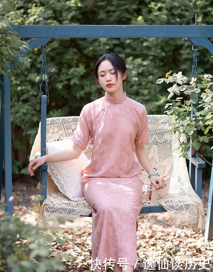  时光：“高段位”才能驾驭的旗袍，带着时光的味道，演绎优雅知性美！