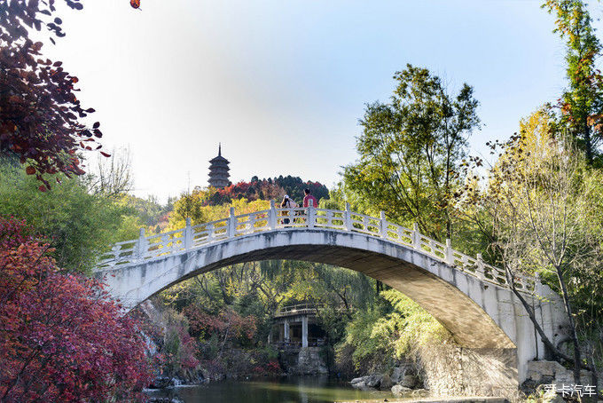 红遍万山的红叶谷【2020热门旅游景点】