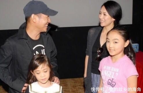  离婚之后■李连杰的两妻四女：前妻的两女儿是学霸，利智的两女儿是名媛