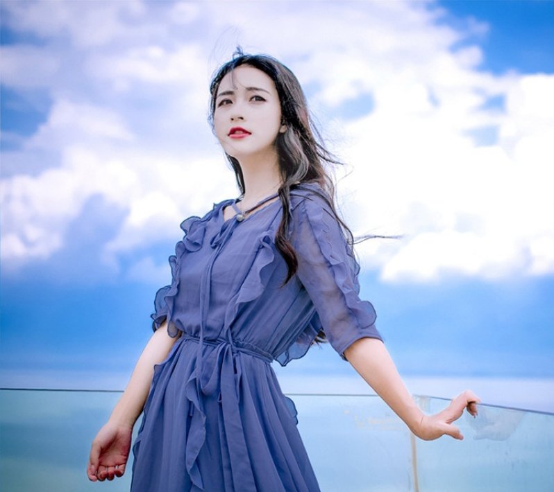 比基尼太漏了!适合东方穿的“波西米亚裙“，若隐若现美得惊人