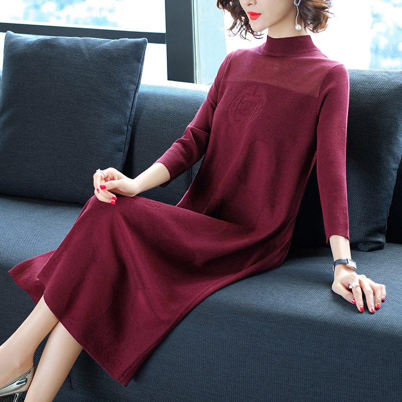 去年的打底裤扔了吧!今年巨流行这种秋裙，比旗袍还洋气，美翻了