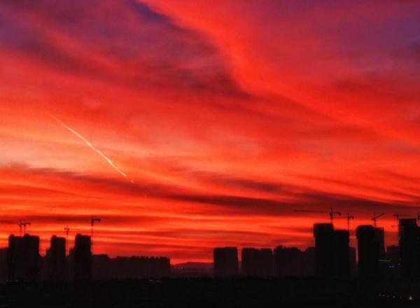 看过今天的朝霞，你的2019年一定鸿运当头