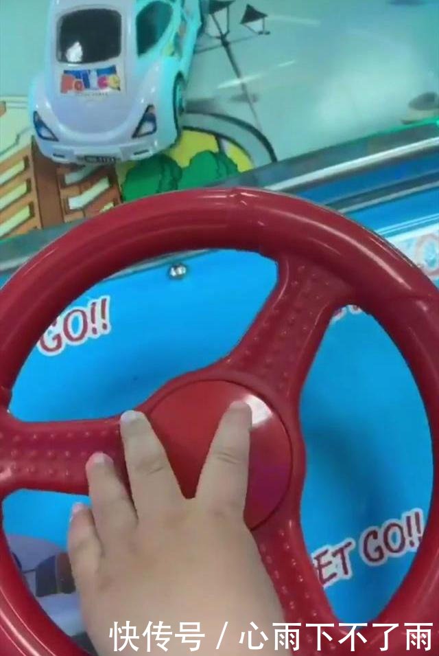 马赛克的小儿子终于露出真容,可张柏芝你是打