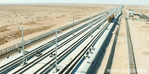  兰新■为何兰新高铁能开行普客, 还都是使用双机牵引