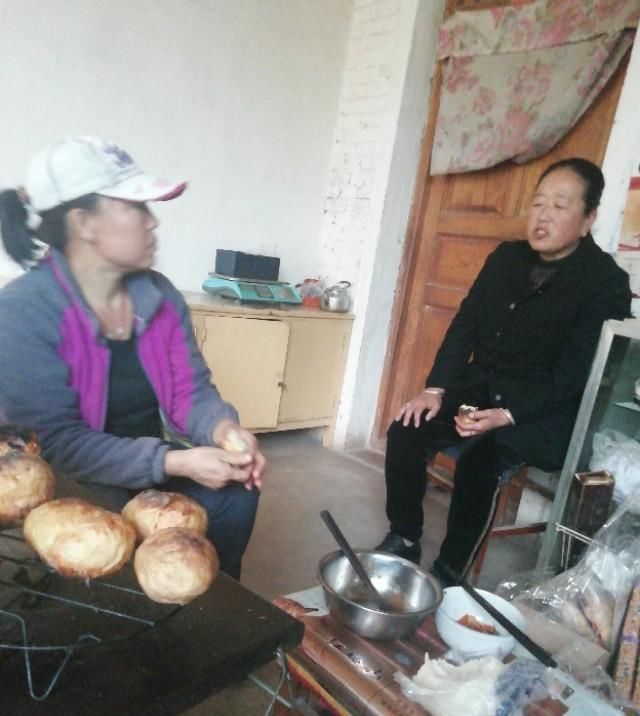 西北人冬天最惬意的享受（烤洋芋.罐罐茶）