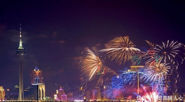 2019中国十佳不夜城排行榜，西安顺利上榜，居然没有上海