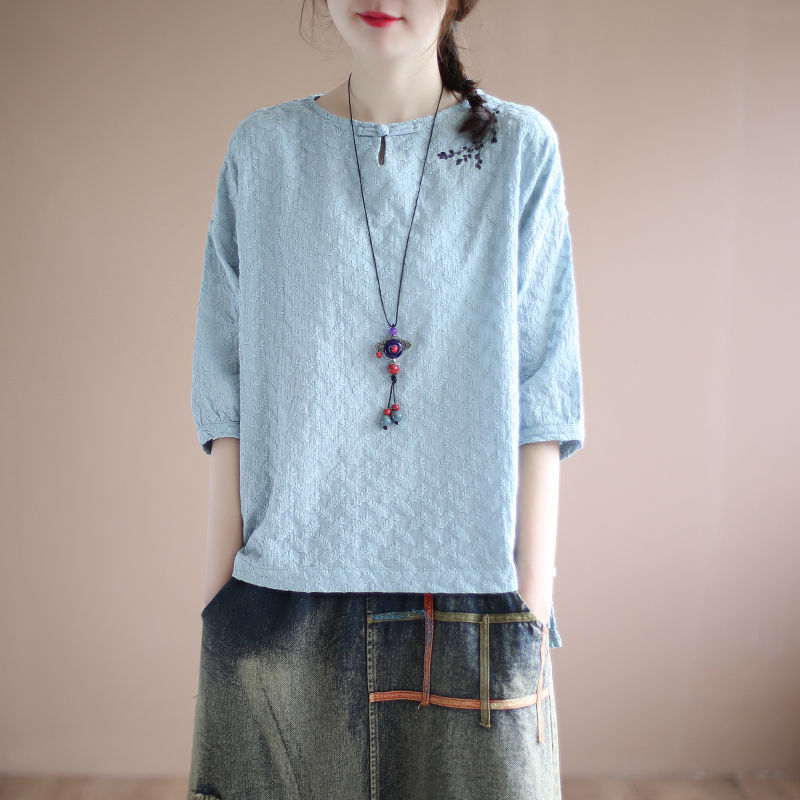 若你也是70后，秋天别穿毛衣，显气质的棉麻装，好穿洋气还减龄