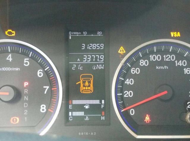 多久换一次机油合适呢?不了解对车危害非常大