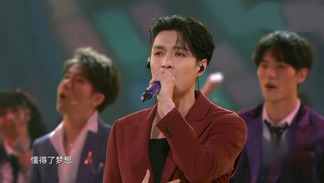 东方卫视肖战张艺兴追梦人