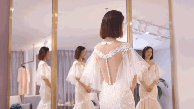 “我之前觉得婚礼离我太遥远了……”“然后呢？”