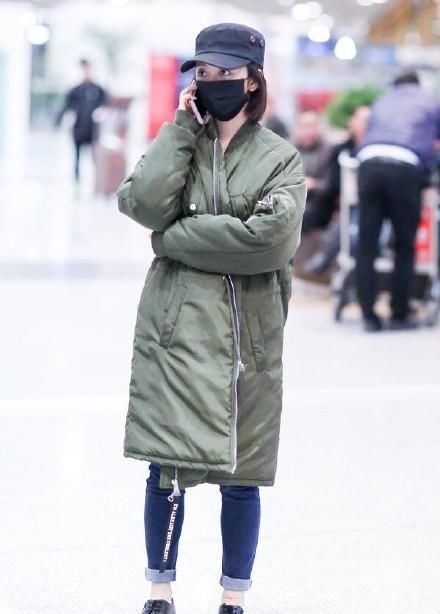 谭松韵上身裹成熊，下身露脚踝怪不得网友们:你这时尚，我不懂啊