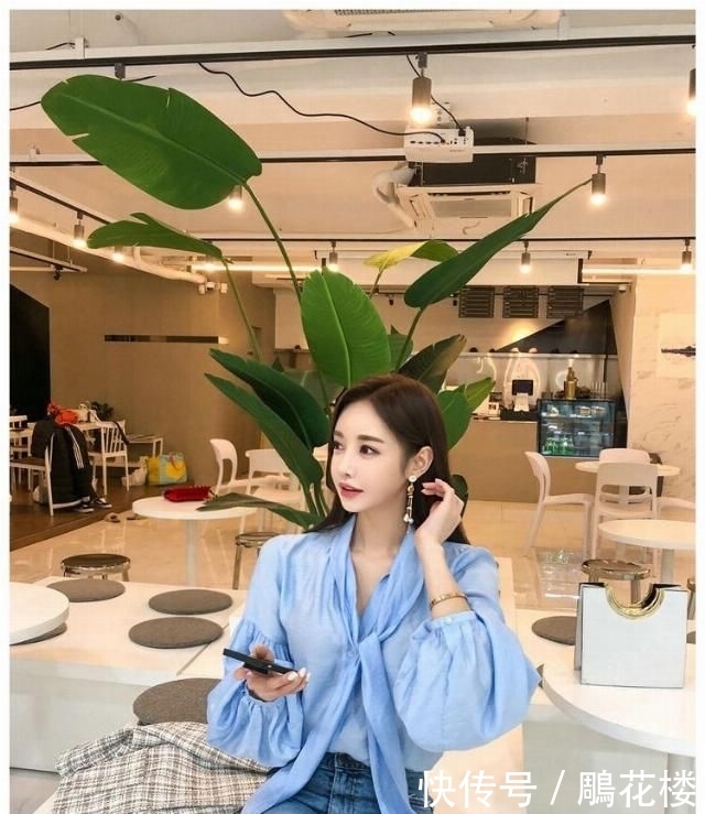 「气质」气质出众的牛仔裤美女,年轻时尚展现不一样的魅力!