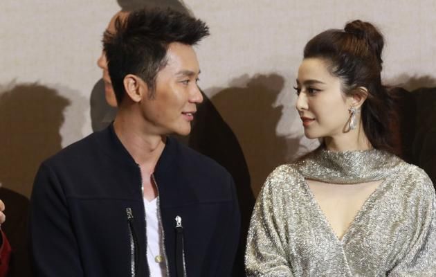 冯小刚开撕李晨！骂其“捡垃圾”！范冰冰八字回应！网友：精彩！