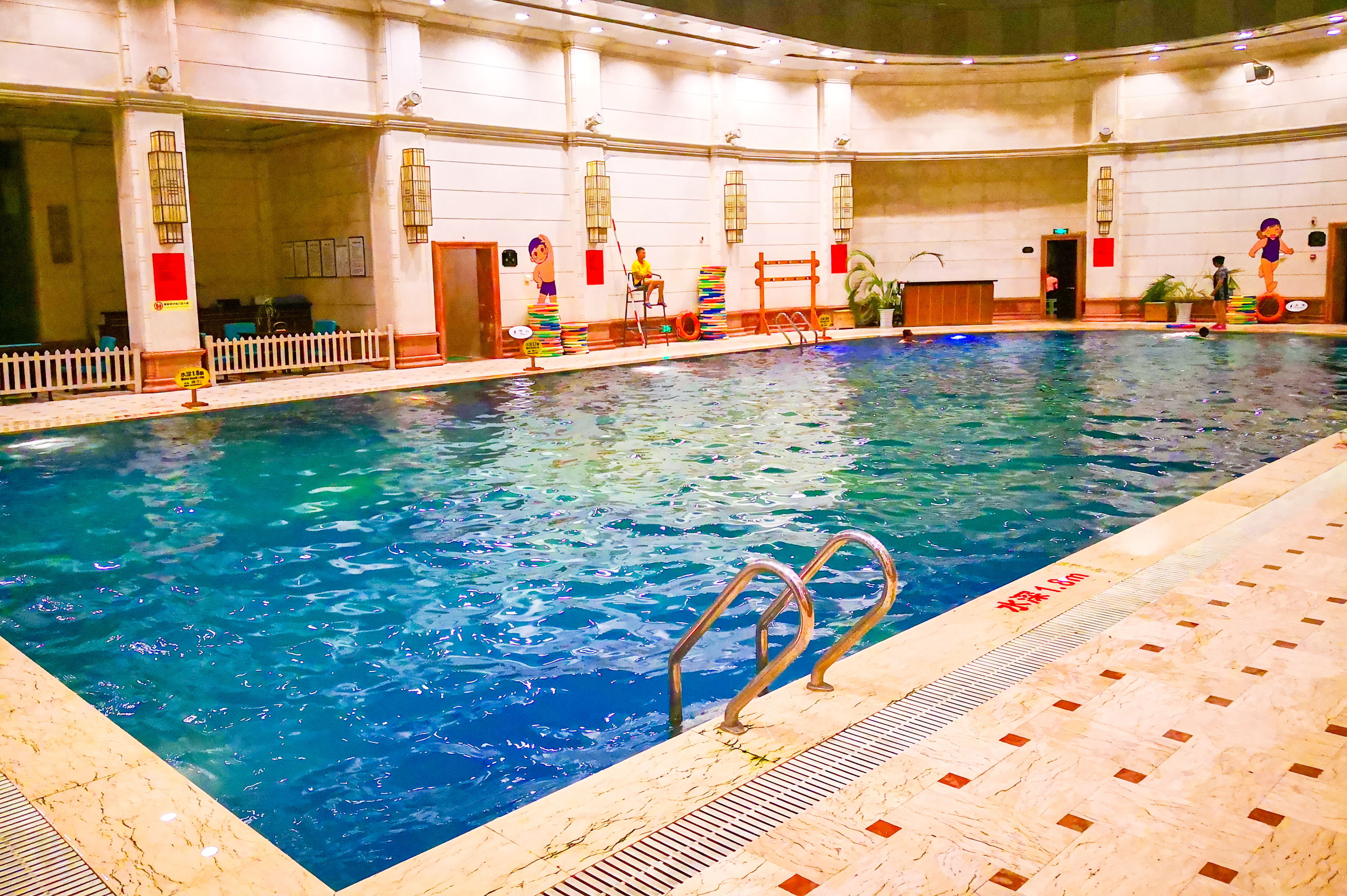 成都出发，周末打卡峨眉山温泉。