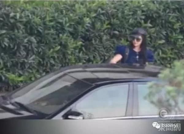 李晨求婚送的千万跑车疑消失？台媒称范冰冰很惨回不来了