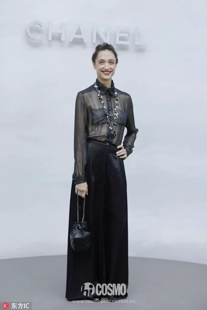 T型台 | 刘雯周迅比美，我迷茫了