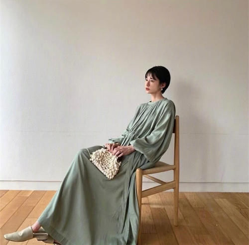  「带货」“日本带货博主” 松本惠奈，158cm小个子辣妈，教你穿出高级欧美风