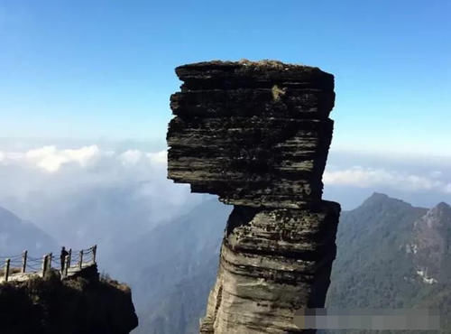 中国最神奇的山顶建筑，始建于500年前，让人叹服