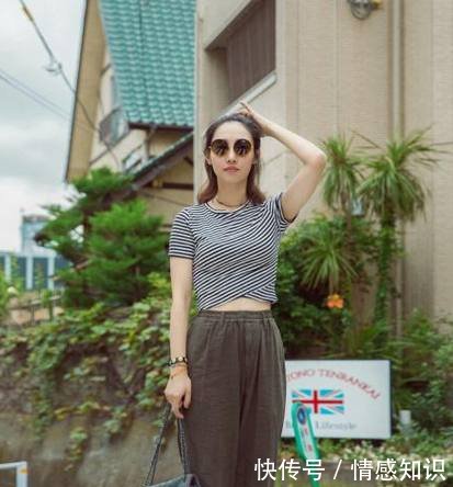 白百何真能作！好好的西服倒着穿，一个转身仿佛全世界都亮了！