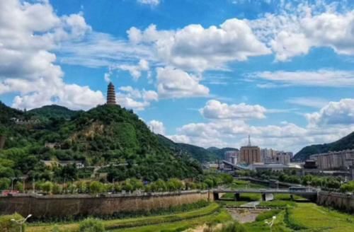  【西安】如果西安被直辖，哪座城市最有可能成为陕西省会，你更