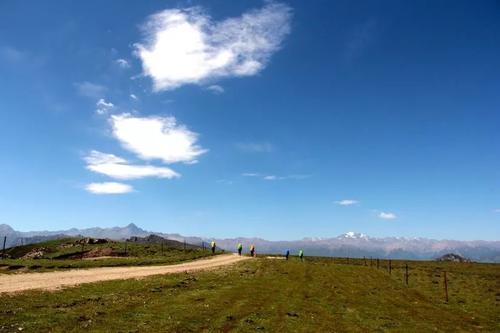 北边百花南青石，祁连苍茫画秋颜--祁连山穿越