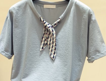 哪个“流氓蛋”设计的T恤!身材火辣的女人都爱穿，气质爆棚