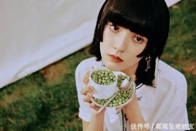 女生@大脸女生必备的五款发型,好打理又超级显脸小,清新还减龄