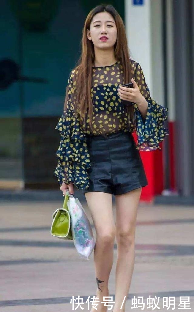 少女高跟鞋:细高跟鞋,简约大方,上脚性感而不失优雅