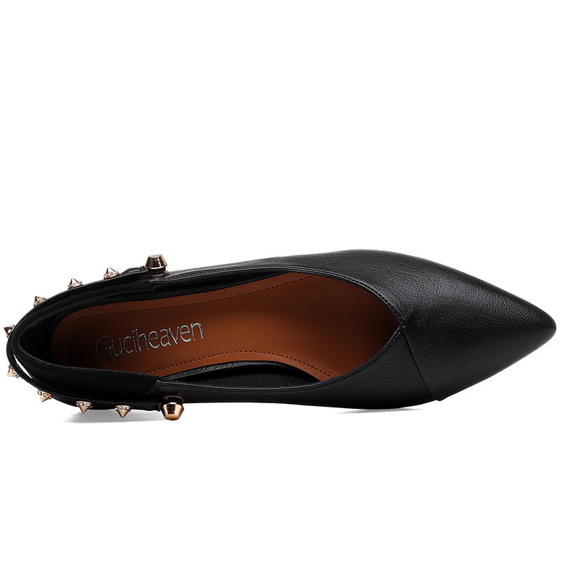 新款“瓢鞋”驾到!比高跟鞋时髦，比凉鞋透气，女人味挡不住