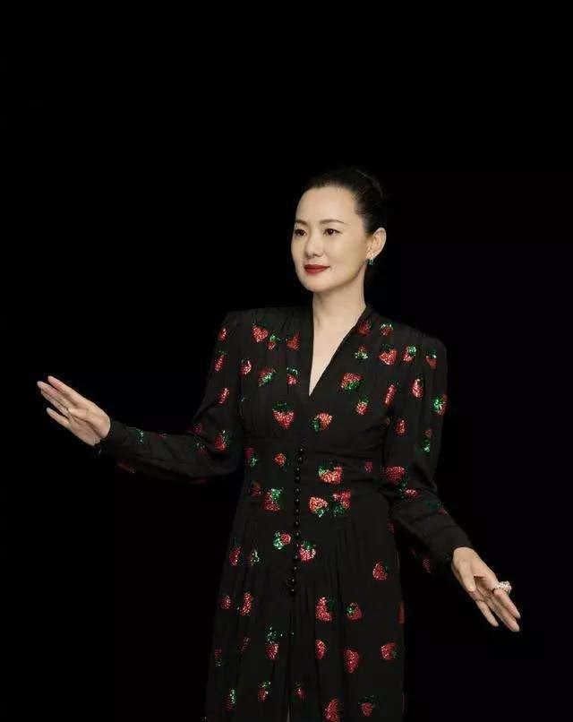  女人■真正会穿的女人,才是搭配行家,米色穿搭高级时尚又显白