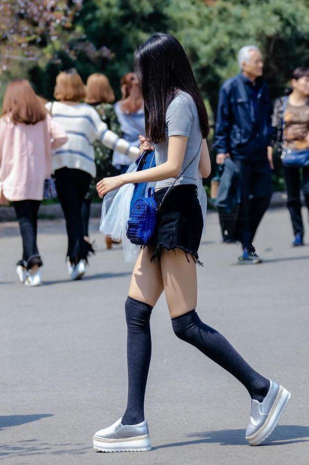 巧穿搭人人都能穿出大气场