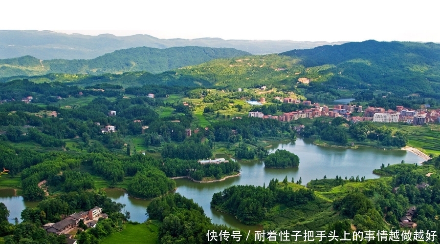 重庆万州首个土家族乡,和湖北利川接壤,由多个乡合并而成