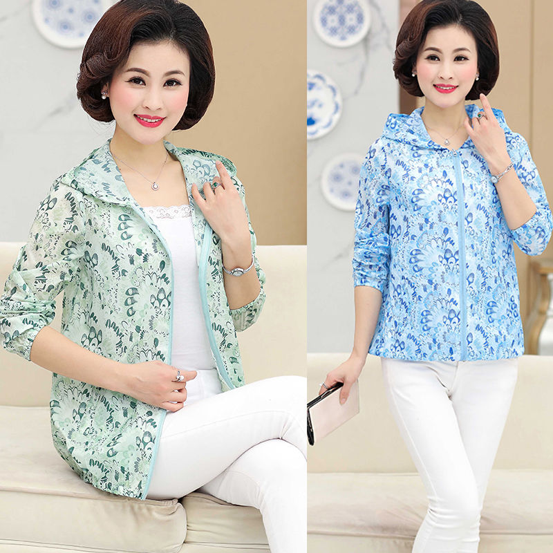 气质优雅的妈妈外套，文雅端庄又得体，立马下手买2件