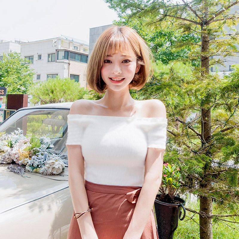 别在乱穿衣服了，看看这几款紧身衣，绝对适合身材丰满的你