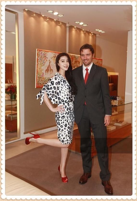 当LadyGaga与范爷同穿豹纹裙，才知道东方美和西方美的差距有多大