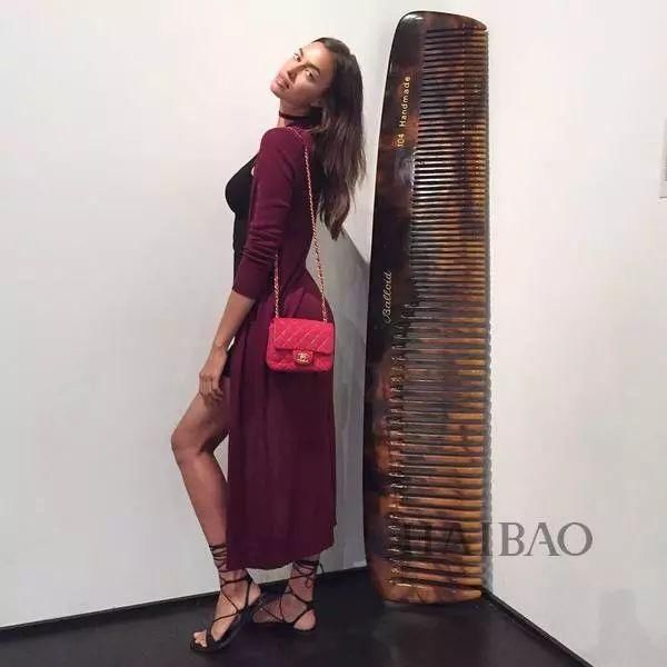 吃瓜| 甩掉30亿C罗为富豪男明星生娃?这枚超模才叫开挂!