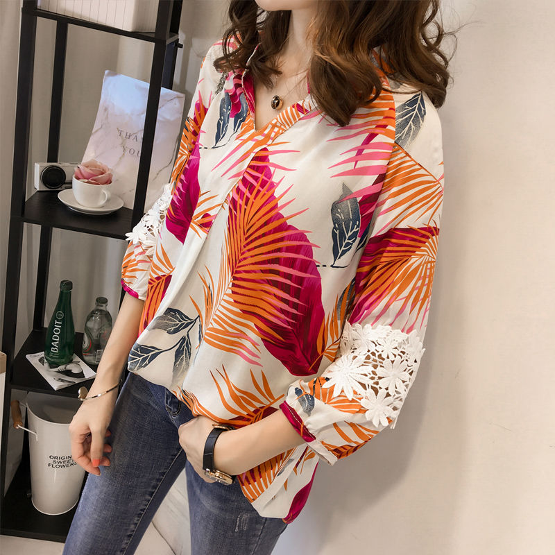 精致的女人，出门从不穿打底衫，衬衫搭配烟管裤，美得眼花缭乱