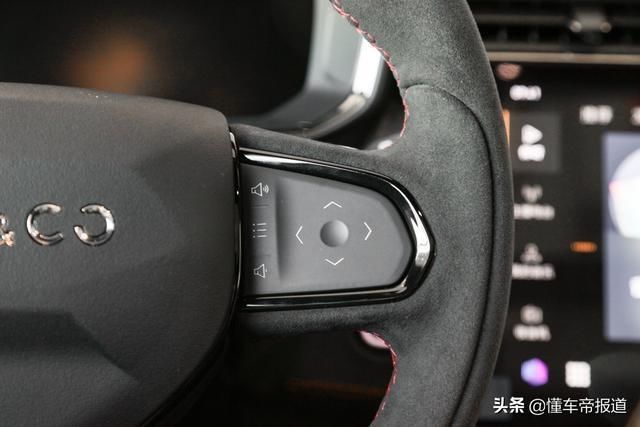  [比普通版车]想要不一定能买到，6.7秒“破百”，静态体验领克05时间限量版