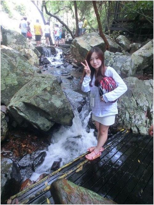 在三亚的碧海蓝天上我要飞得更高，看得更远