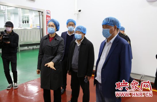  保障：为学生饮食安全提供坚实保障 郑州市市场监督局检查中小学配餐单位