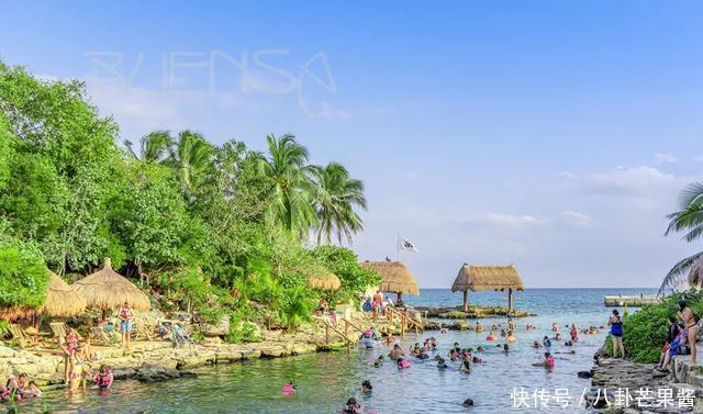 『乐园』在幽蓝的加勒比海边游神秘乐园(被疫情撞了腰的墨西哥行程05)