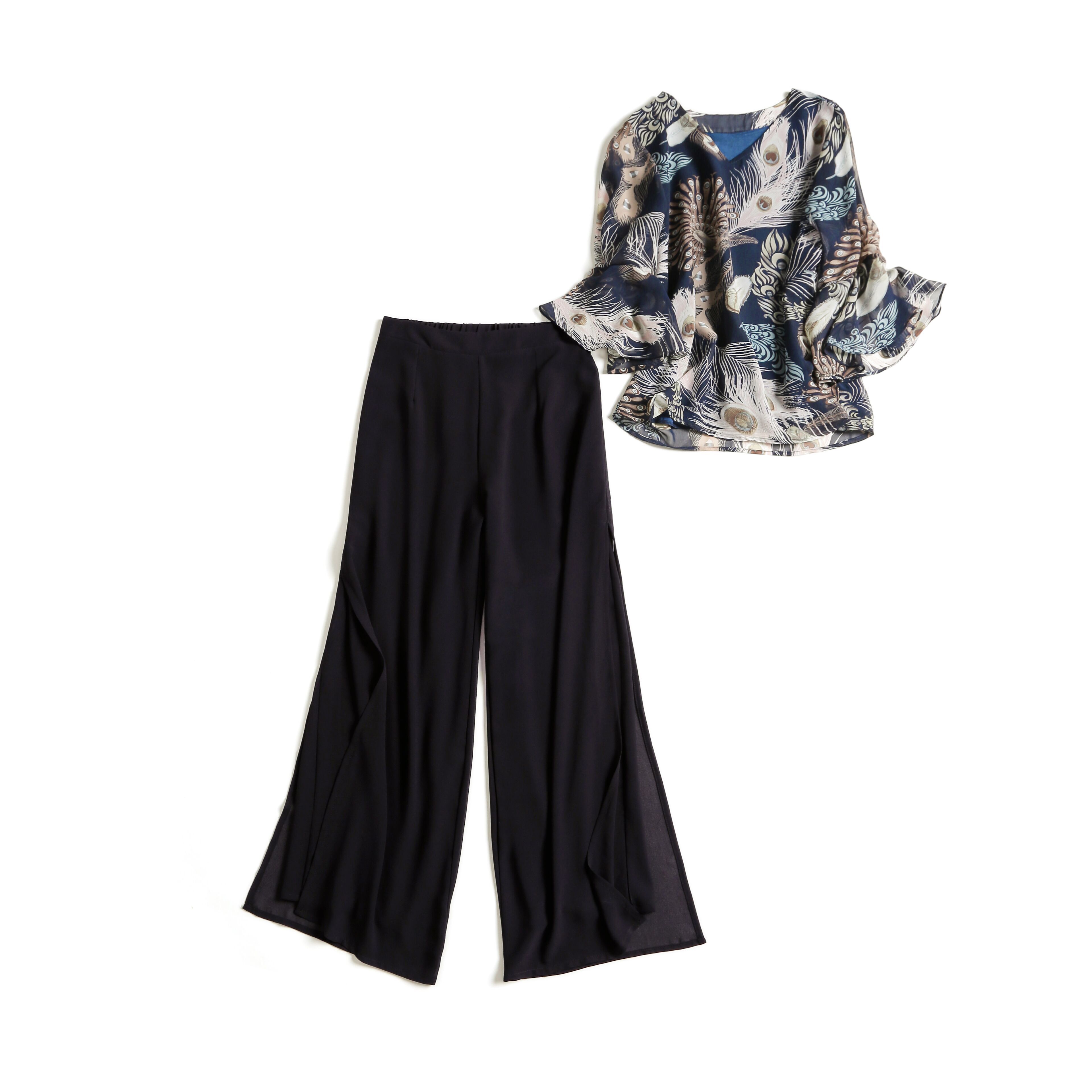 高挑的女人穿阔腿裤套装，增高显瘦显曲线身姿，更加美的惹人心醉