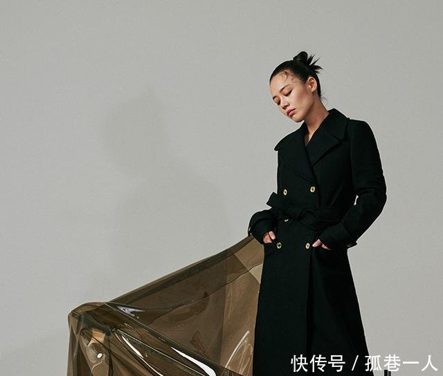 都说丑的丸子头，吴昕顶着它走机场，马思纯却顶着它拍大片