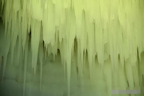 山西乡宁云丘山300万年冰洞群,目前世界上发现的三大冰洞奇观之