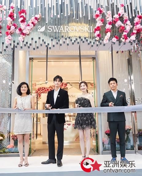 挚爱流转璀璨七夕施华洛世奇北京三里屯太古里水晶轩闪耀开幕