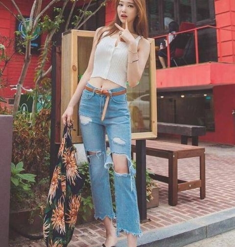# 轻松#轻松穿出修长的身材!,都市韵味的牛仔裤美女