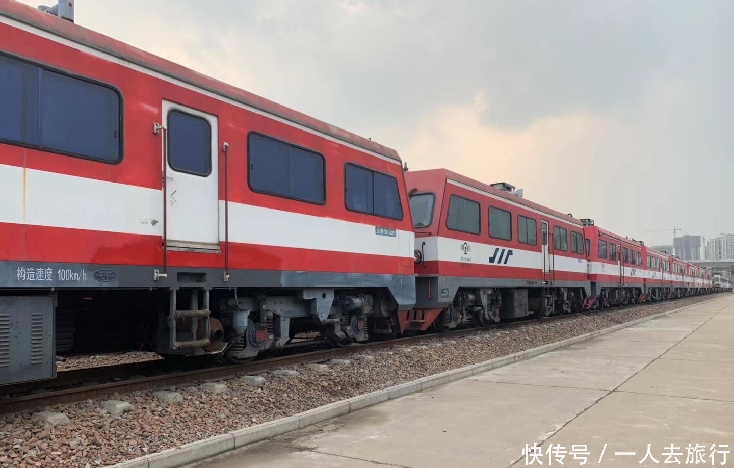  【欧美】欧美发达程度高为何不建高铁，而中国高铁即使不赚钱却